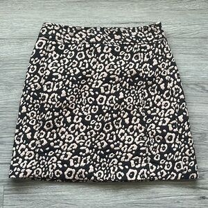 LOFT Leopard Print Pencil Skirt Size 6